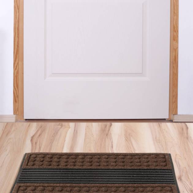 Scrape 'n' Brush Door Mat
